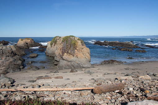 rocky coast of the pacific ocean