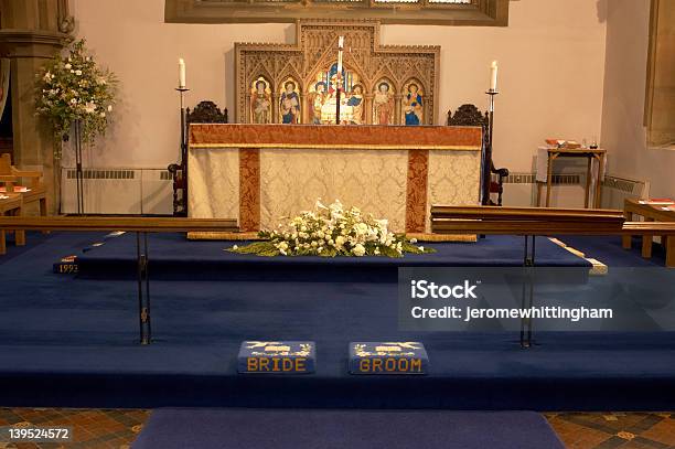 Altar Stockfoto und mehr Bilder von Altar - Altar, Beten, Blume