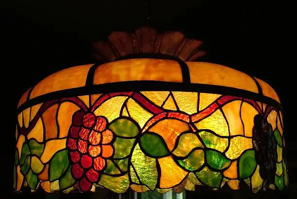 Kitchen light of tiffany glass