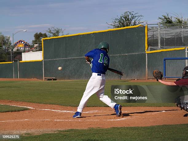 Batter01 Stockfoto und mehr Bilder von Baseball - Baseball, Baseball-Spielball, Einen Baseball schlagen