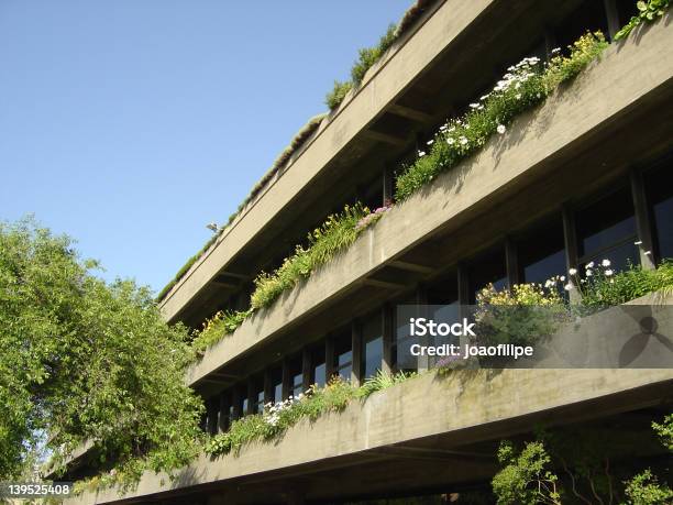 Building12 Stockfoto und mehr Bilder von Museum - Museum, Architektur, Balkon