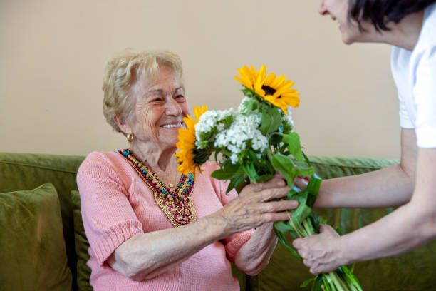 istock Mother's day at home 1395302143