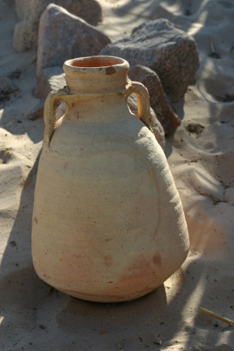 pottery jar, Egyptian desert.