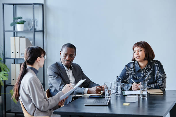 istock Business Team Working Together Minimal 1395329839