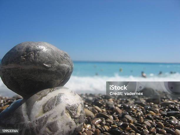 Pebble Beach In Nizza Frankreich Stockfoto und mehr Bilder von Abstrakt - Abstrakt, Blau, Côte d'Azur