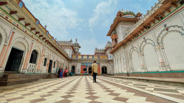 janaki mandir to hinduska świątynia poświęcona bogini sicie: 22 kwietnia 2022 - janakpur, nepal - janaki mandir zdjęcia i obrazy z banku zdjęć