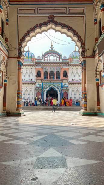 janaki mandir to hinduska świątynia poświęcona bogini sicie: 22 kwietnia 2022 - janakpur, nepal - janaki mandir zdjęcia i obrazy z banku zdjęć