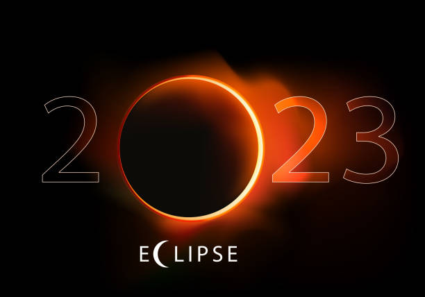 illustrations, cliparts, dessins animés et icônes de carte de vœux 2023 avec un fond montrant une éclipse totale du soleil. - solar calendar