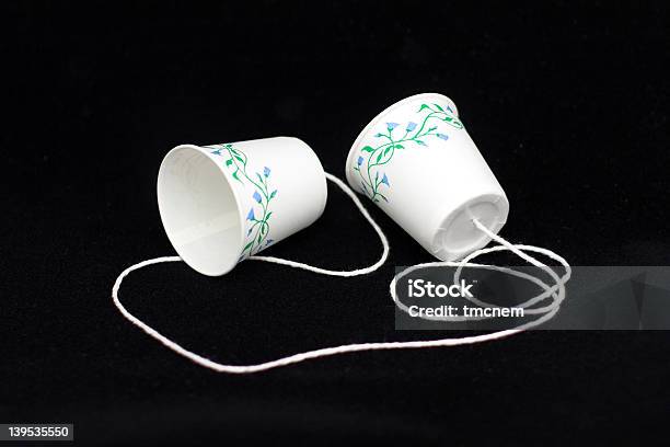 Taza De Papel Foto de stock y más banco de imágenes de Bosque Nacional de Dixie - Bosque Nacional de Dixie, Cable, Comunicación