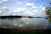 boot-auf-den-see.jpg?b=1&s=170x170&k=20&c=6w7vgVY1kITiEnyyka6TF7ZHSTgMSNVID25mjz1N1C4=