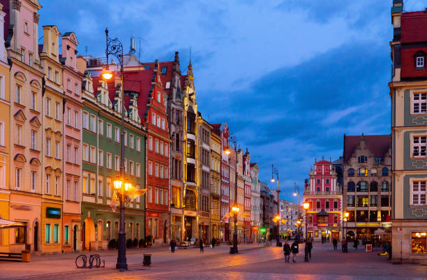 istock Market square at night. Wroclaw. Poland 1395386764