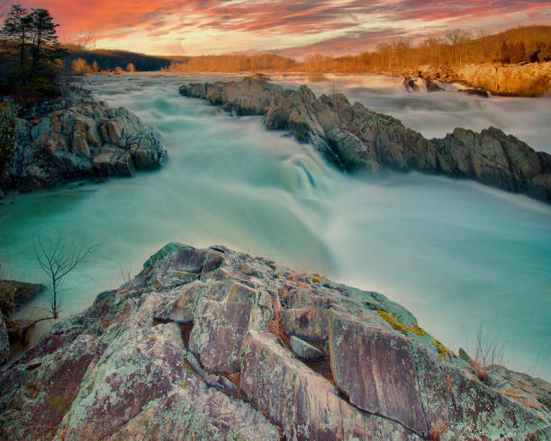 istock Great Falls National Park - Virginia 1395387796