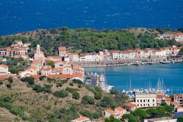 istock Port-Vendres at the sea 1395393552