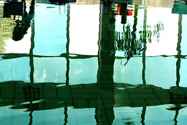 waterreflection from swimming pool