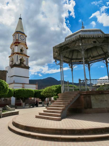 istock The Charming Colonial Plaza 1395414783