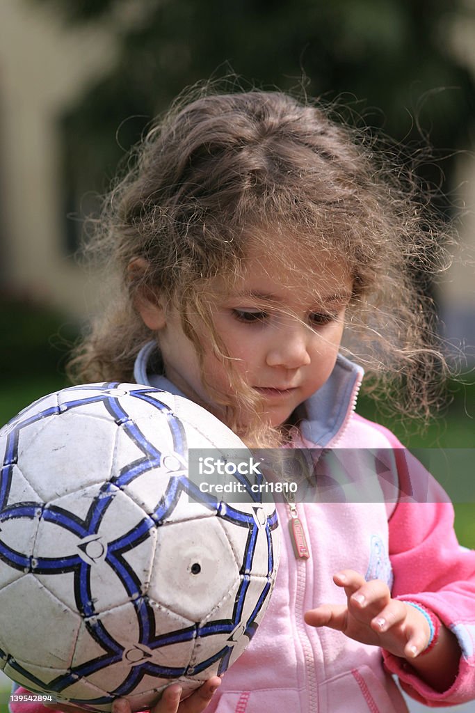 Moi et mes ball - Photo de Enfant à la garderie libre de droits