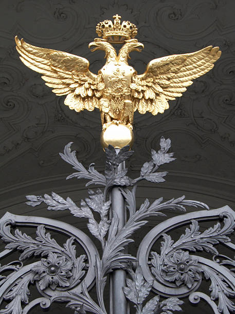 istock Symbol up to revolutionary Russia - an two heads eagle 139543243