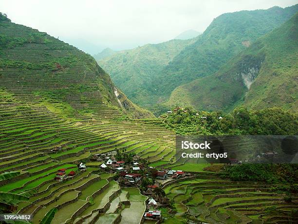 Arroz Das Filipinas Terraces - Fotografias de stock e mais imagens de Filipinas - Filipinas, Aldeia, Ao Ar Livre