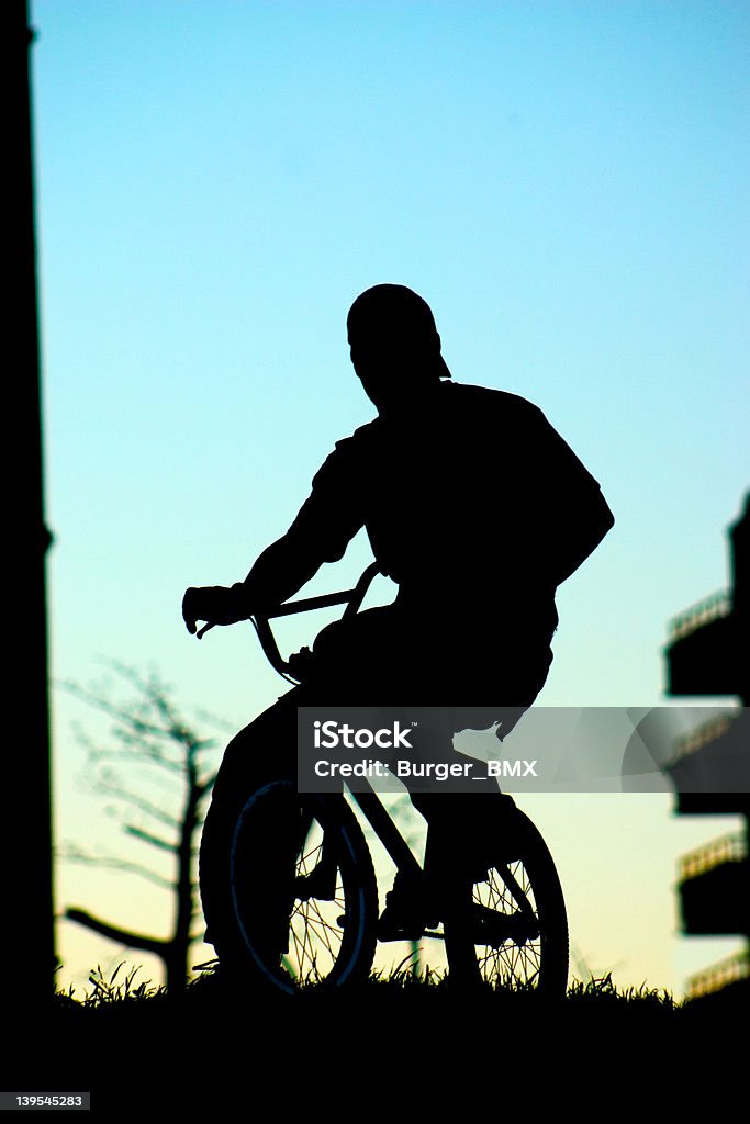 Retroilluminazione rider - Foto stock royalty-free di BMX