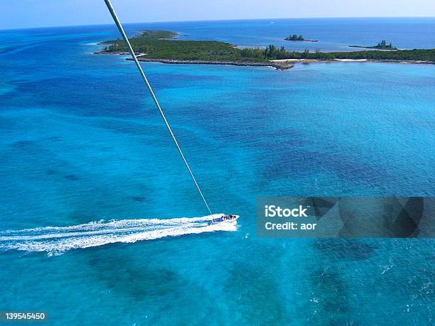 No Céu - Fotografias de stock e mais imagens de Azul - Azul, Bahamas, Céu