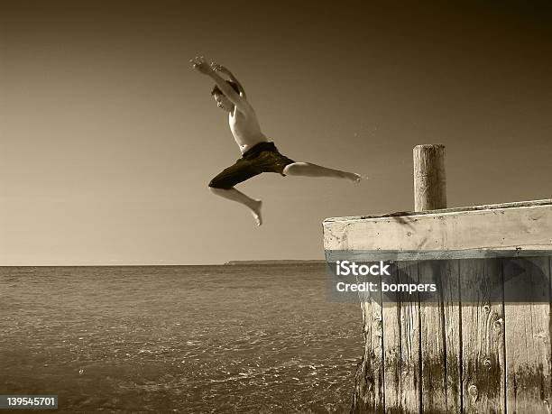 Salto Grande Foto de stock y más banco de imágenes de Actividad - Actividad, Fotografía - Imágenes, Horizontal