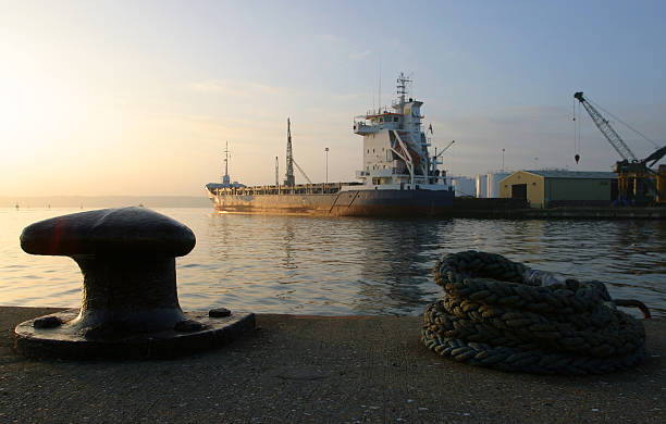 istock Dawn at the Quay 1 139547698
