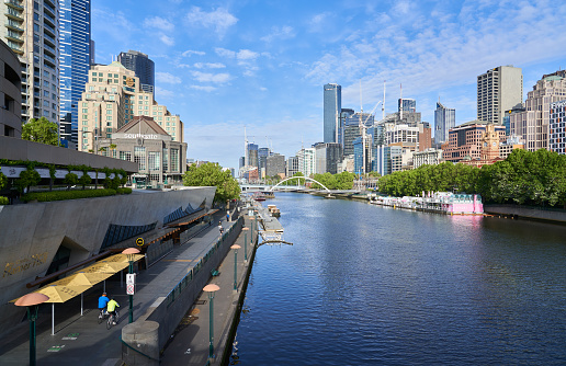 MELBOURNE, AUSTRALIA - OCT 27, 2019 : The Yarra River and Melbourne City in the morning