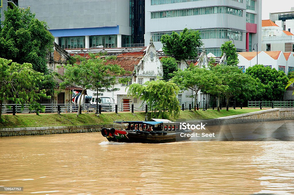 Lungo il fiume Singapore - Foto stock royalty-free di Acqua