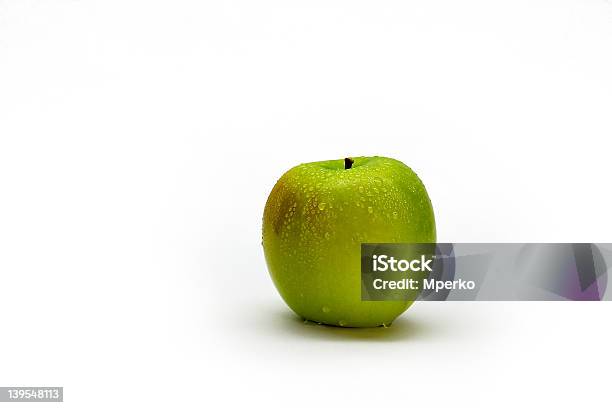 Apple Einen Tag Stockfoto und mehr Bilder von Apfel - Apfel, Apfelsorte Granny Smith, Erfrischung