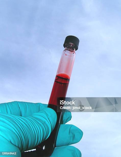 Foto de Proveta De Pesquisa e mais fotos de stock de Aula de Química - Aula de Química, Bactéria, Biologia