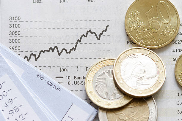 istock Financial chart with Euro coins 139549654