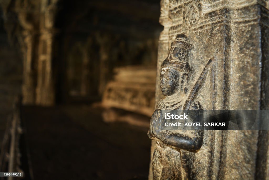 Artistic sculpted statue at Jalakandeswarar Temple, Vellore, Tamil Nadu, India Ancient stone art of Hindu god inside a Temple premises Ancient Stock Photo
