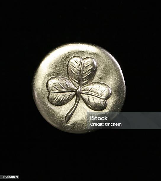 シャムロックコイン - お守りのストックフォトや画像を多数ご用意 - お守り, ピューター, アイルランド文化