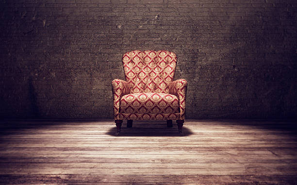 istock Vitage chair in an old room 139553703