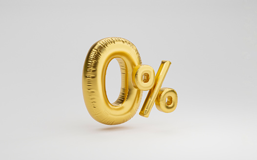 Porcentaje cero dorado o globo del 0% para la oferta especial de descuento en tiendas departamentales de compras y concepto de tasa de interés bancaria por render realista en 3D. photo
