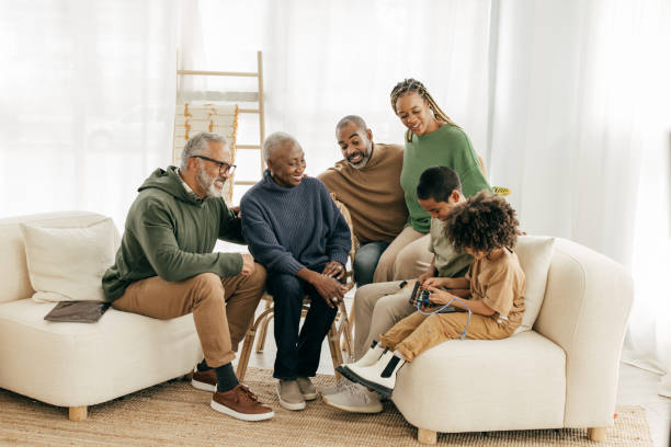 istock Taking care of aging parents 1395579693