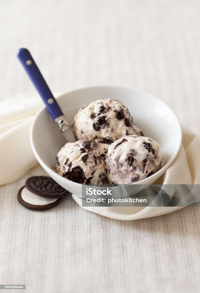 A Bowl of Cookies and Cream cookie Ice Cream - Royalty-free Gelado Foto de stock A Bowl of Cookies and Cream cookie Ice Cream - Royalty-free Gelado Foto de stock