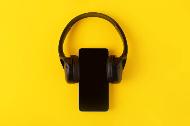 istock blank smartphone with headphone 1395612765