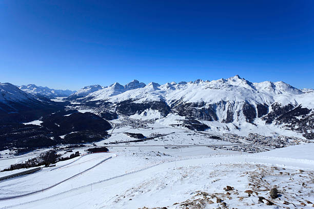 vista de piz muragl-suíça - corvatsch imagens e fotografias de stock