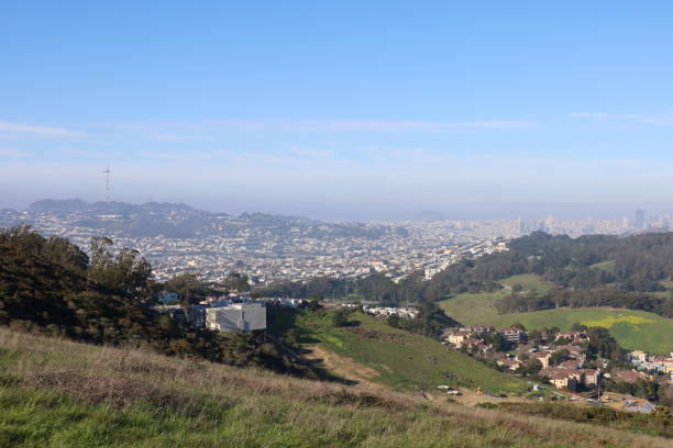 istock San Francisco and Pacifica from San Bruno mountain 1395648837
