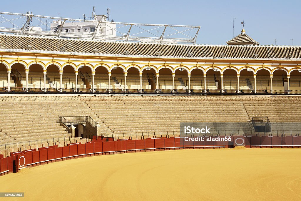 Plaza de Toros em Sevilha - Royalty-free Amarelo Foto de stock