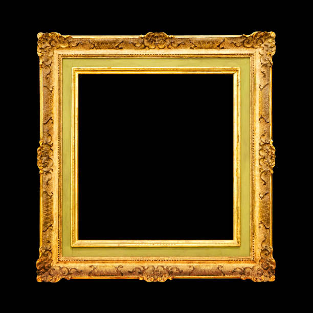 黒い背景に分離されたアンティークゴールドの木製フレーム - picture frame frame gold gilded ストックフォトと画像