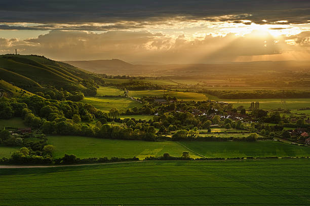 istock Stunning sunset over countryside landscape 139571070