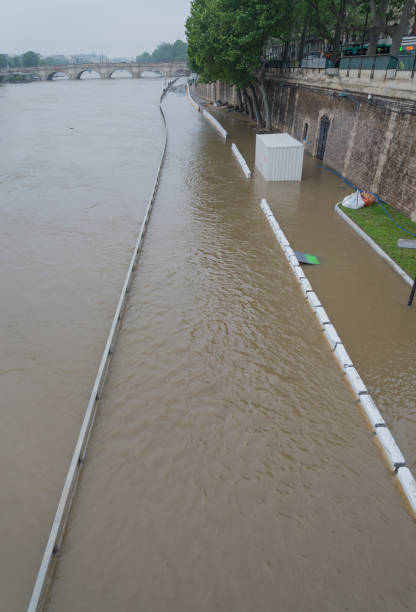 istock A flood on the River Seine 1395719433
