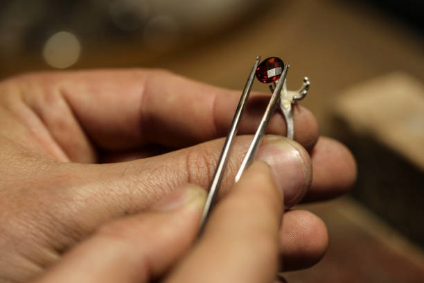 istock Jeweller 1395749208