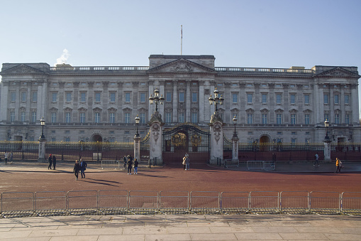 Front view of the residence for the monarch of the United Kingdom