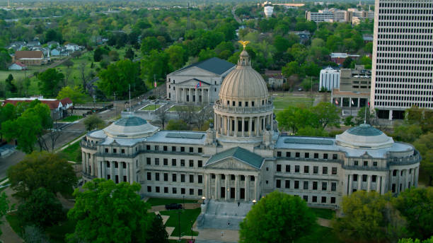 istock Mississippi State Capitol - Drone Shot 1395793549