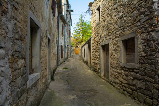 istock Street in Buzet, Croatia 1395857285