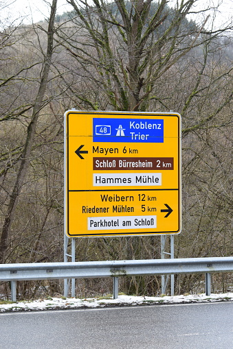Sankt Johann, Germany - 01/18/2021: traffic sign to Schloss Bürresheim