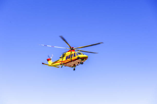 Mountain rescue Mountain rescue helicopter ski patrol photos stock pictures, royalty-free photos & images